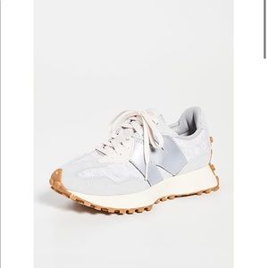 New Balance 327 Trainers